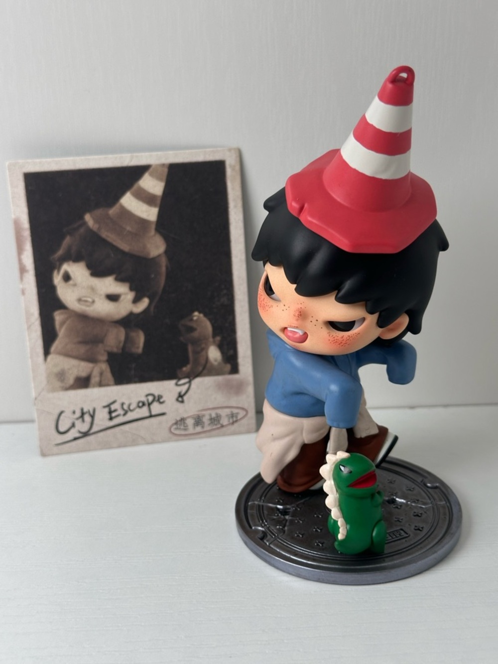 Hirono Tamed Wildgrass Series “City Escape” Figure